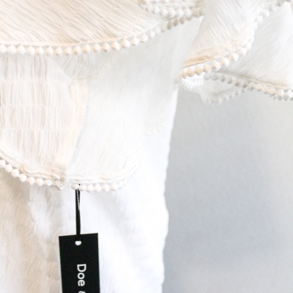 Dotted Trim Top - Picture 6 of 7